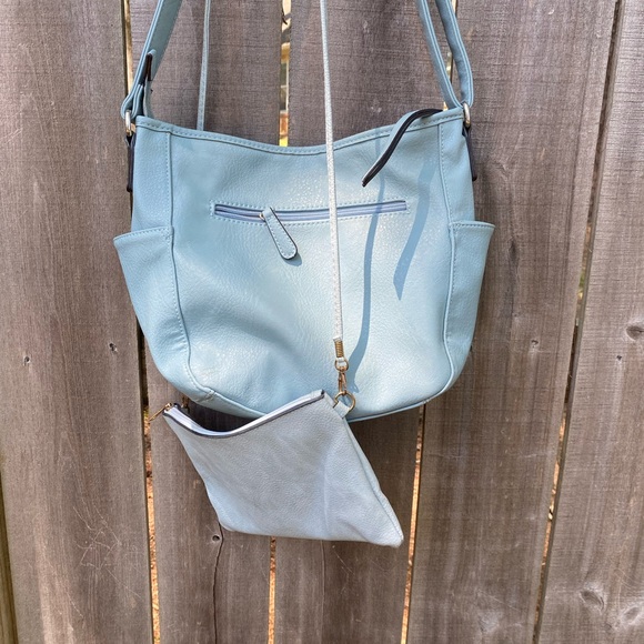 🦄 HOST PICK 🦄 Light blue bag with a separate inside bag - Picture 2 of 10